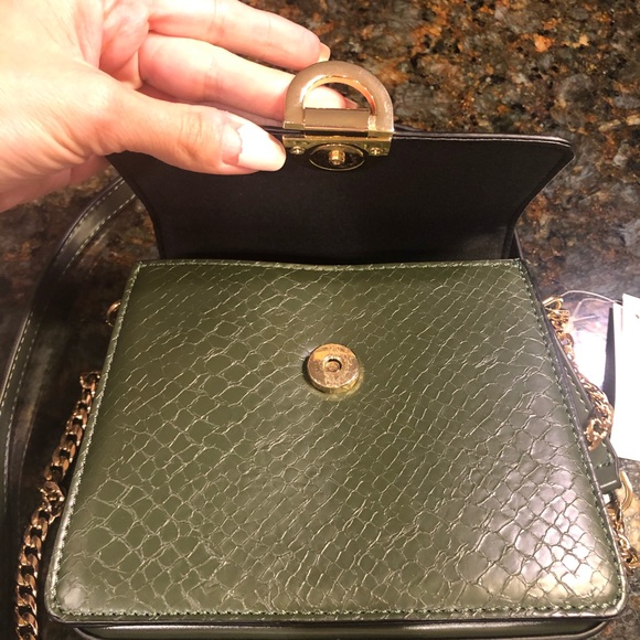 Small bag!! - Picture 4 of 4